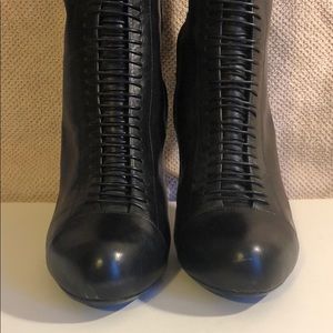 Maria Sharapova lace front boots